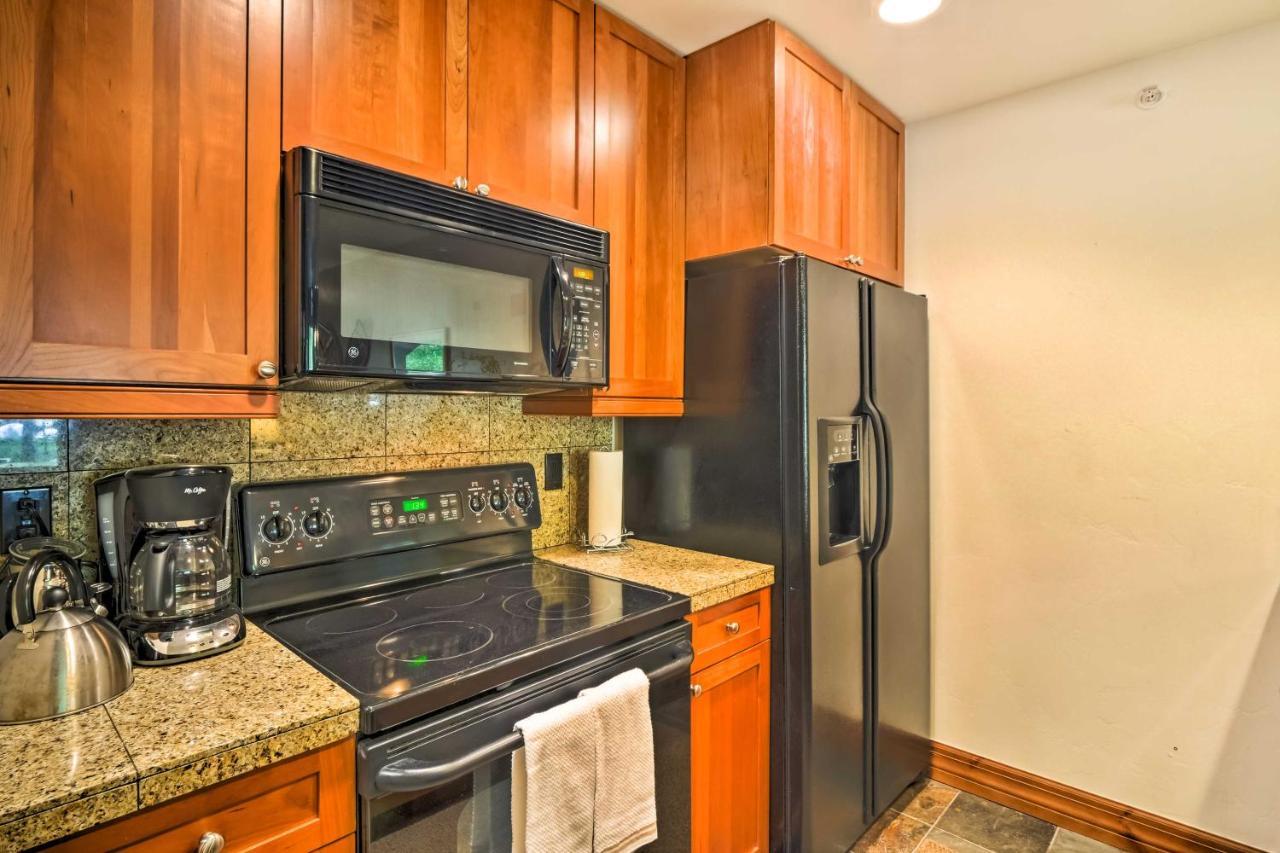 Breckenridge Getaway With Patio And Resort Amenities! Eksteriør billede